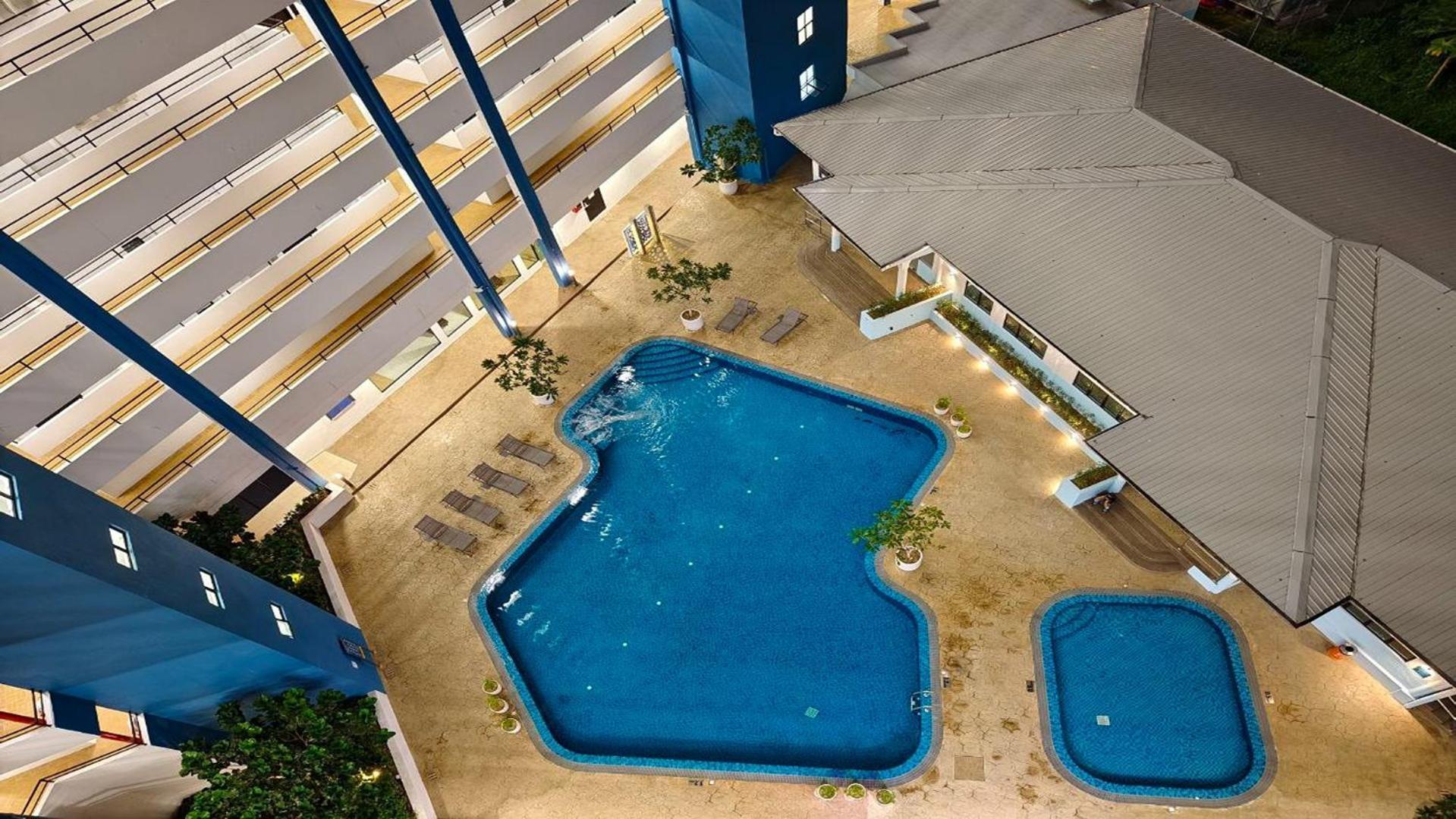 Mutiara Melaka Beach Resort By Glex Tangga Batu Kültér fotó