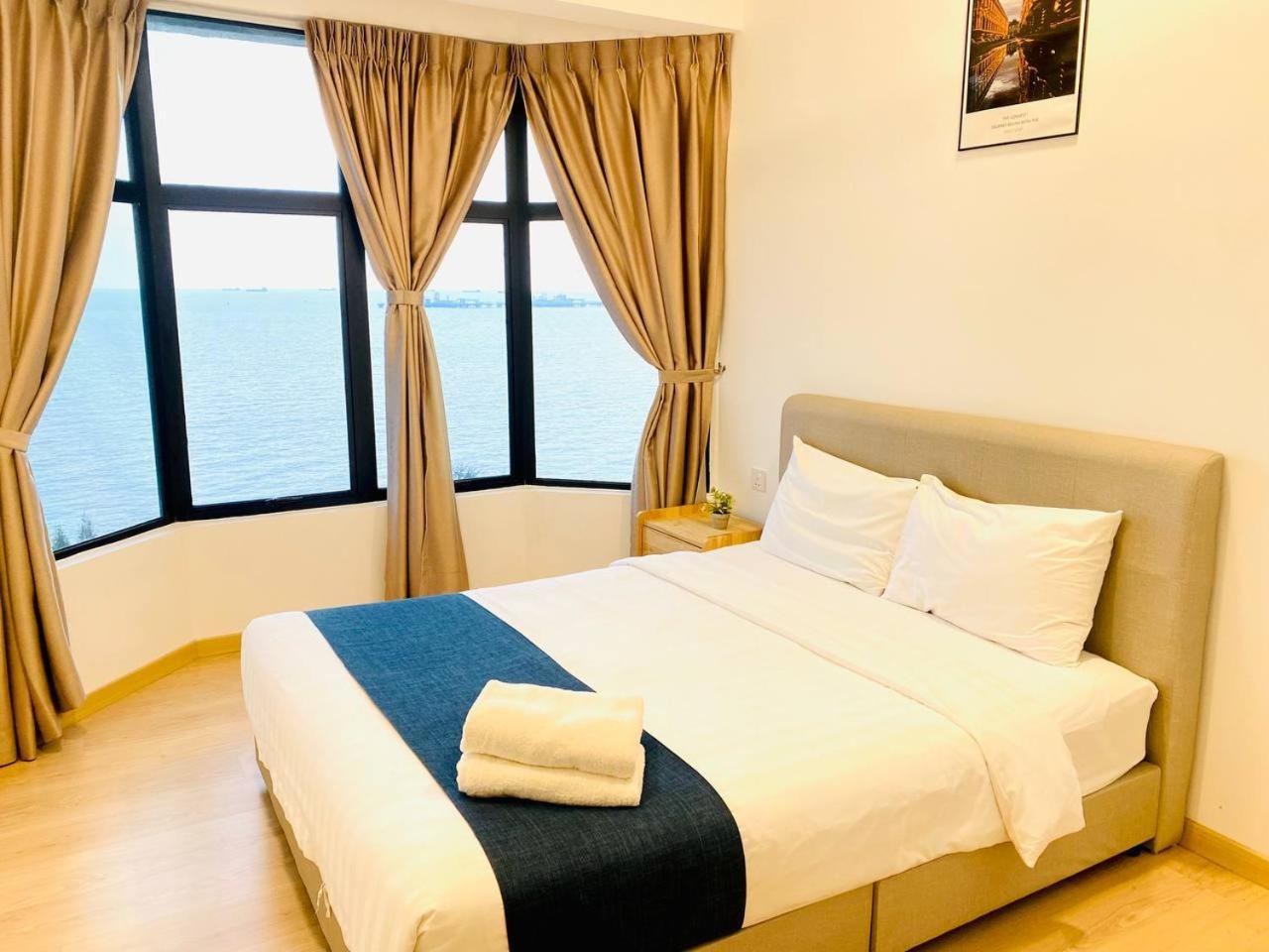 Mutiara Melaka Beach Resort By Glex Tangga Batu Kültér fotó